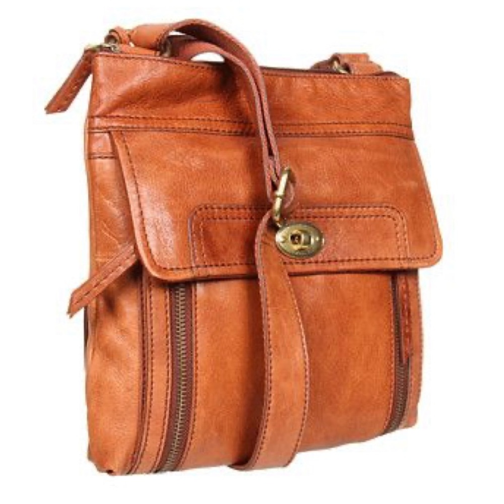 Fossil Stanton Women’s Traveler in Saddle